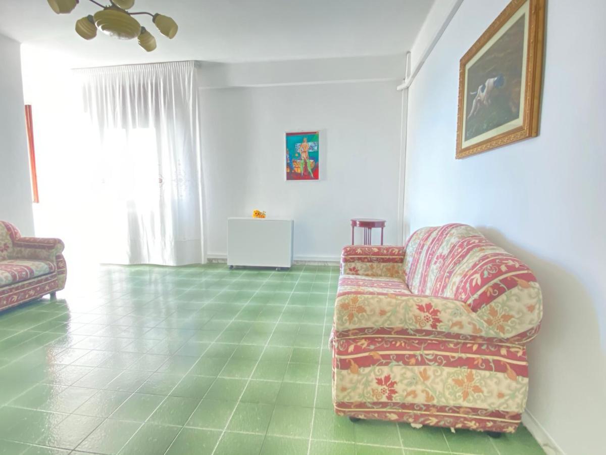 Lungomare Apartament Lido Apartment